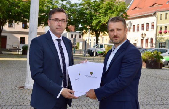 SmartService errichtet für Stadt Calbe (Saale) den drahtlosen Zugang in die digitale Welt